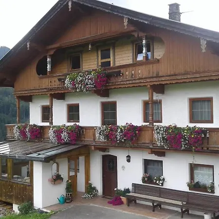 Farm stay Haus Ausserberg *